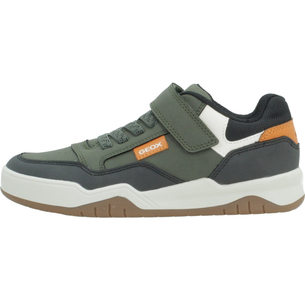 GEOX JRE en color VERDE (2)