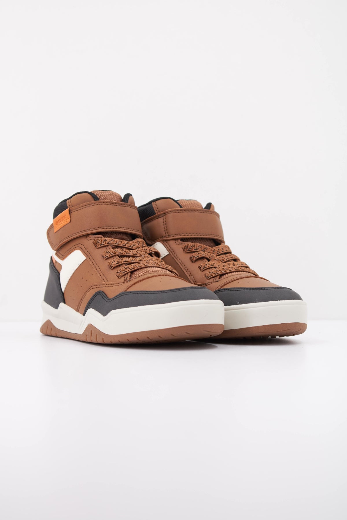 GEOX JRF MEMS en color MARRON CLARO (2)