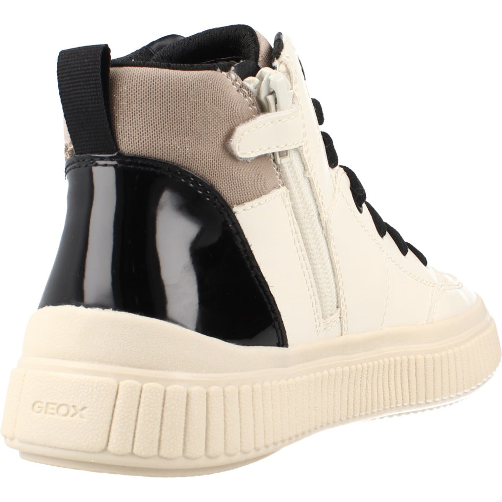 GEOX JMD J LAQUINNY en color NUDE (3)