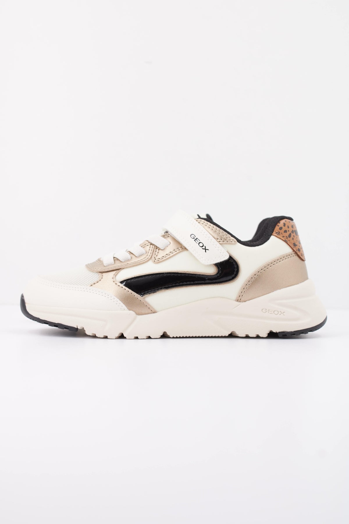 GEOX JMA FUNF en color BLANCO (1)