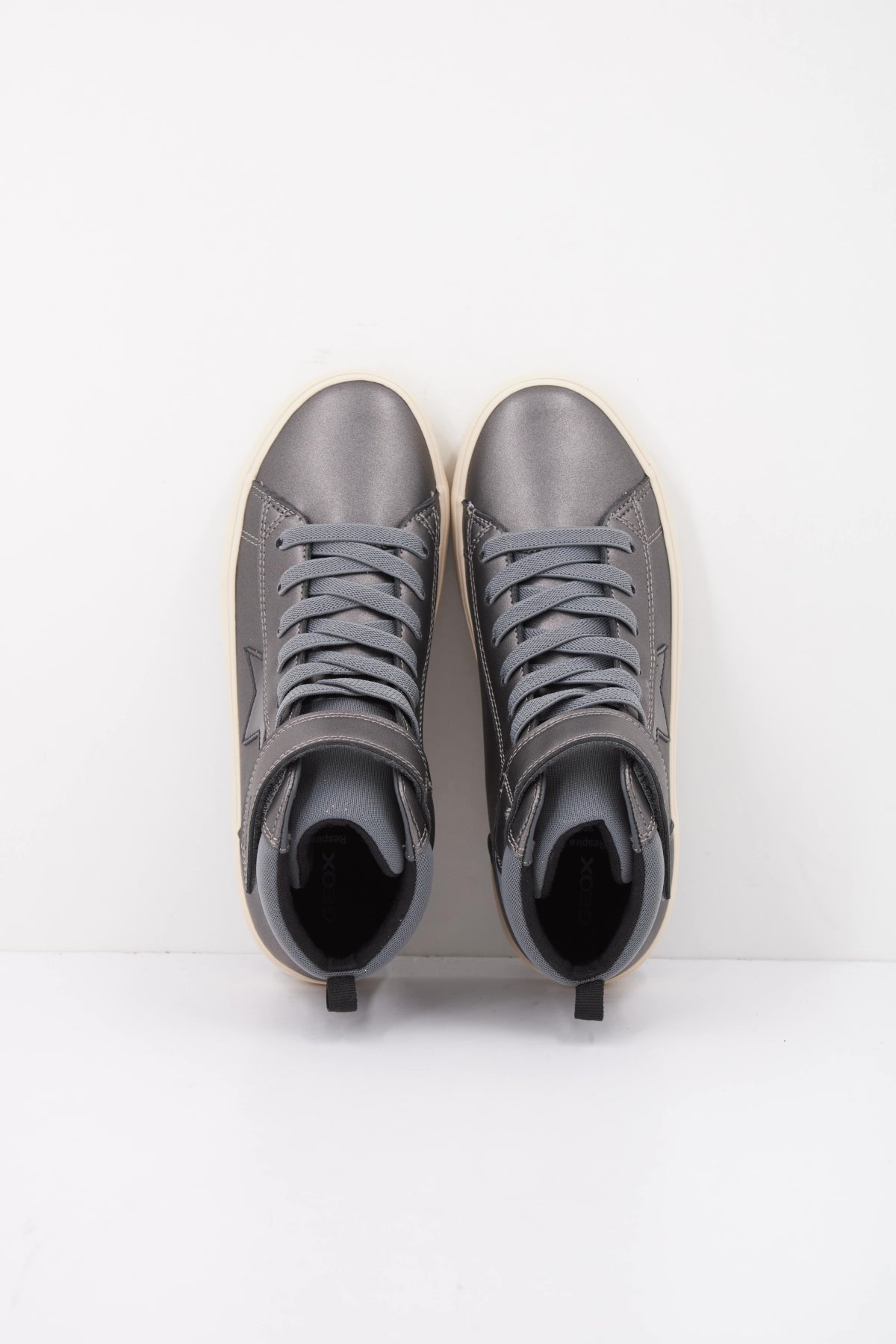 GEOX JNC AJAS J GISLI en color PLATA (3)