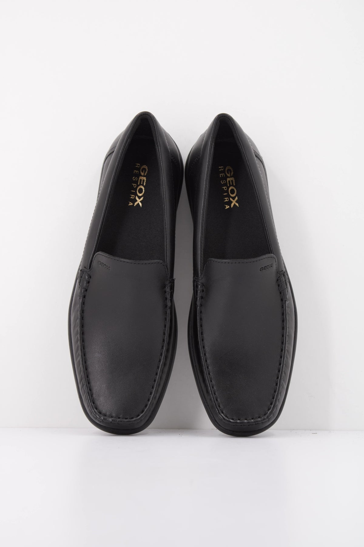 GEOX UBB en color NEGRO (3)