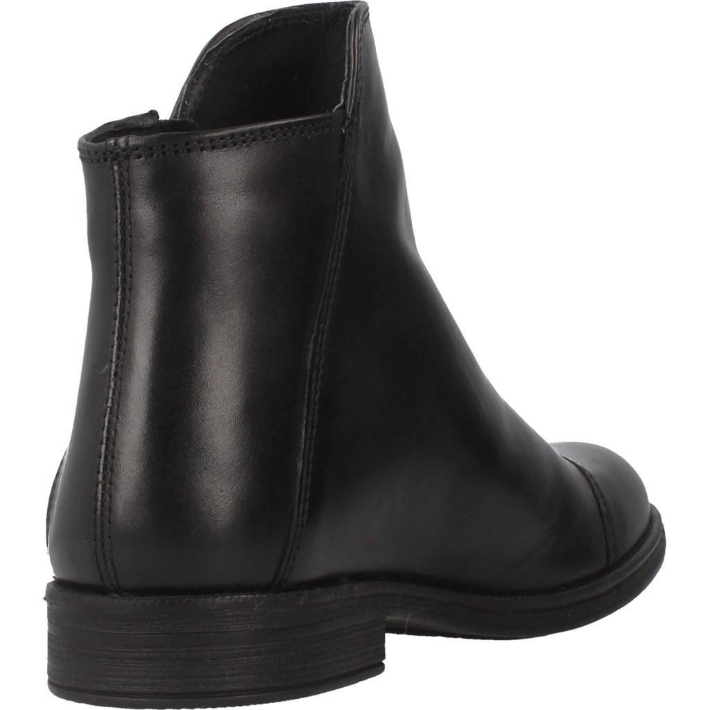 GEOX J AGATA C en color NEGRO (3)