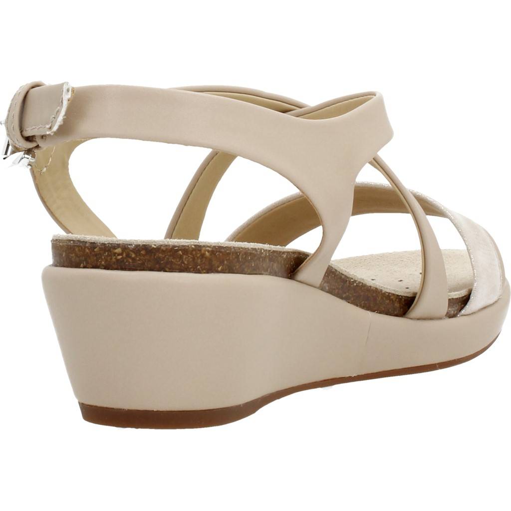 GEOX D ABBIE en color MARRON CLARO (3)