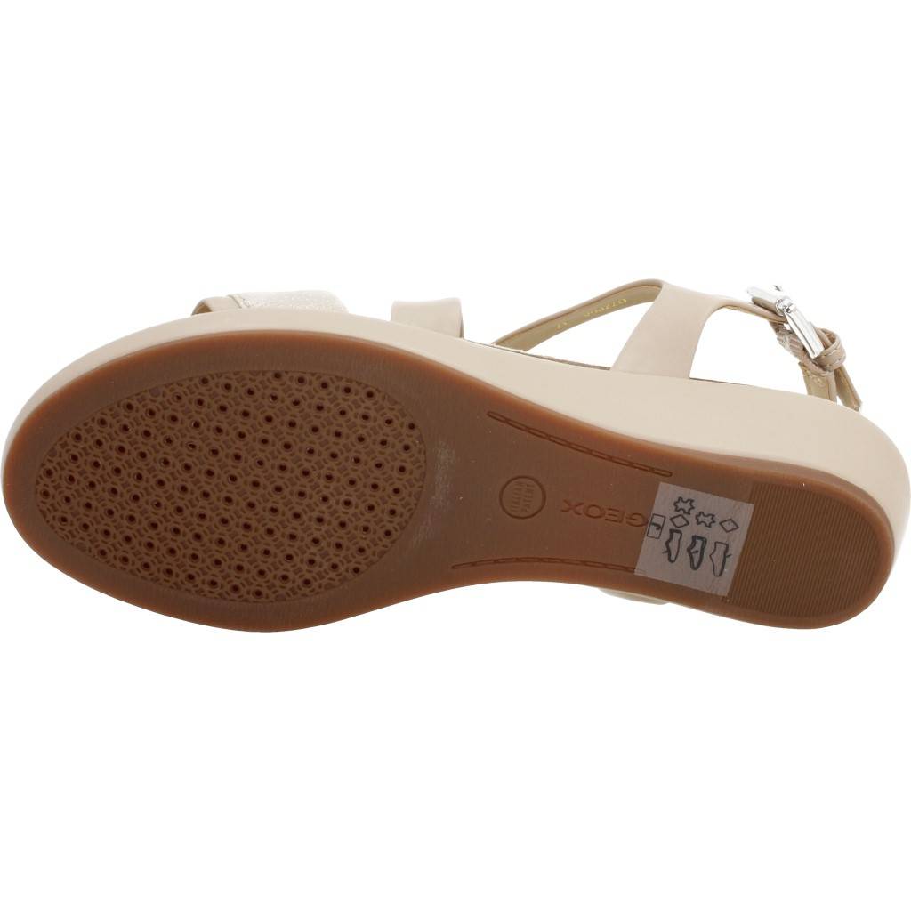 GEOX D ABBIE en color MARRON CLARO (7)