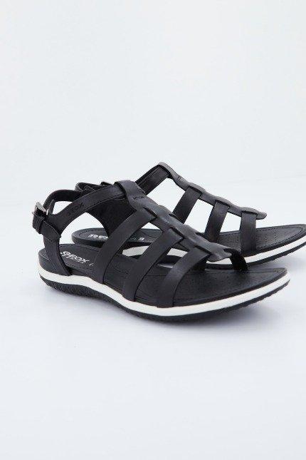 GEOX D SANDAL VEGA en color NEGRO (1)