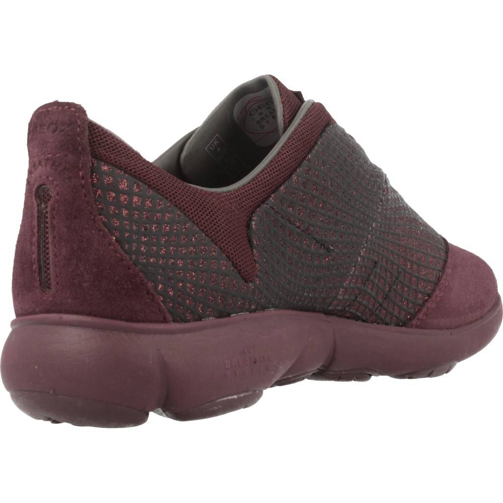 GEOX D NEBULA en color BURDEOS (3)