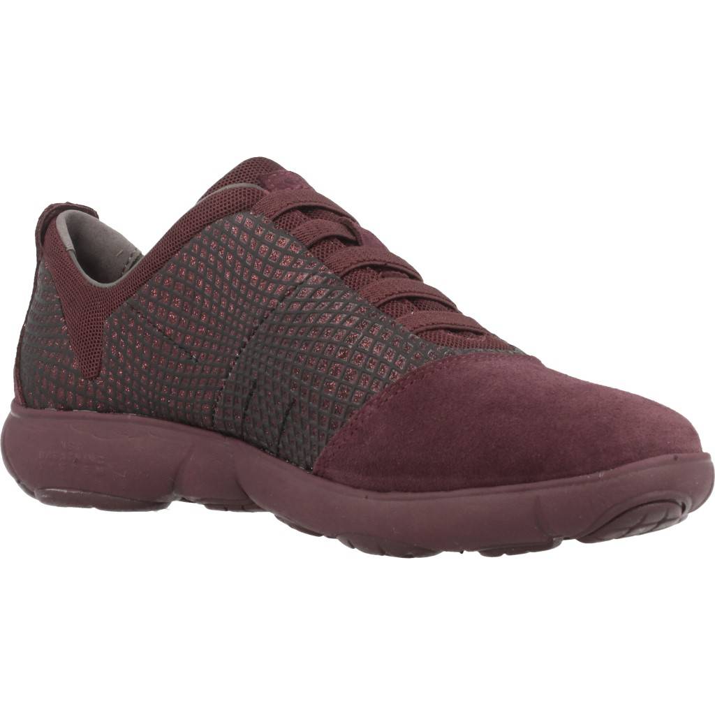 GEOX D NEBULA en color BURDEOS (5)
