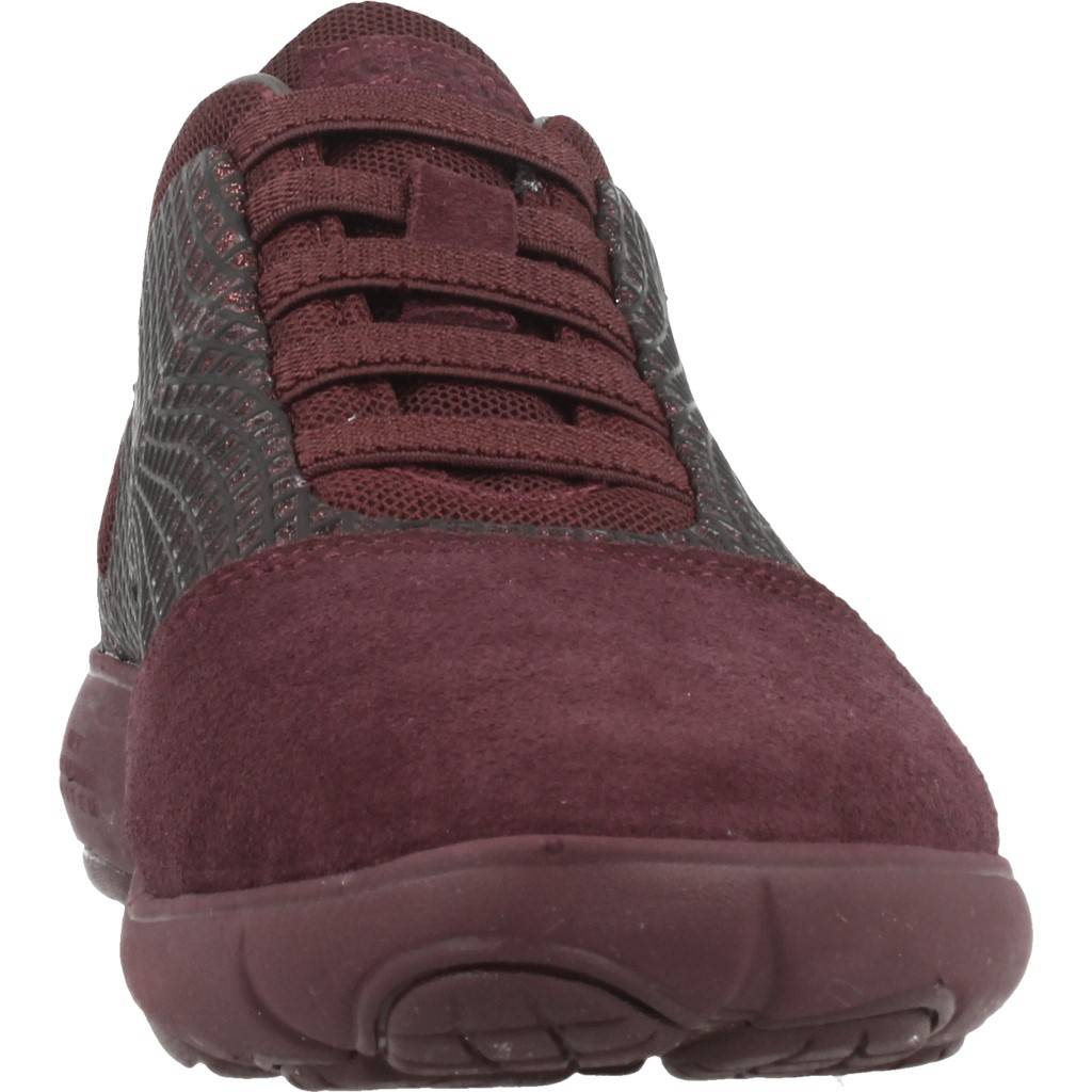 GEOX D NEBULA en color BURDEOS (6)