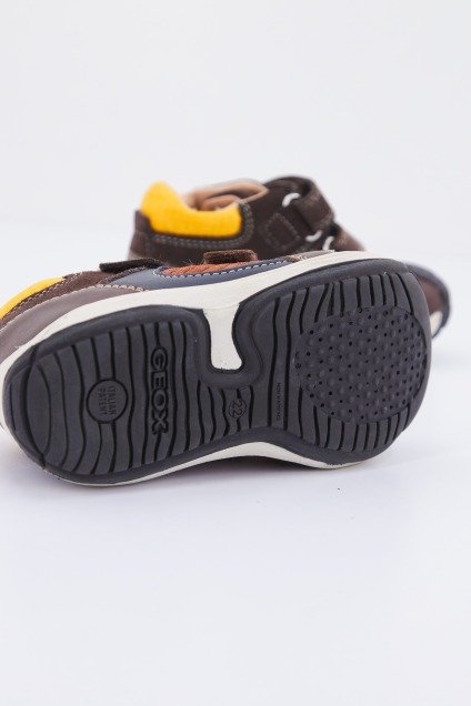 GEOX B TOLEDO BOY en color MARRON (4)