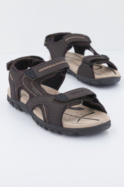 GEOX U SANDAL STRADA D en color MARRON (2)
