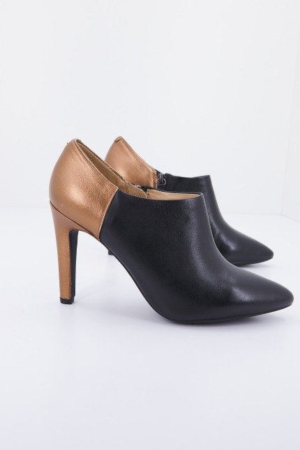 GEOX D CAROLINE en color NEGRO (2)