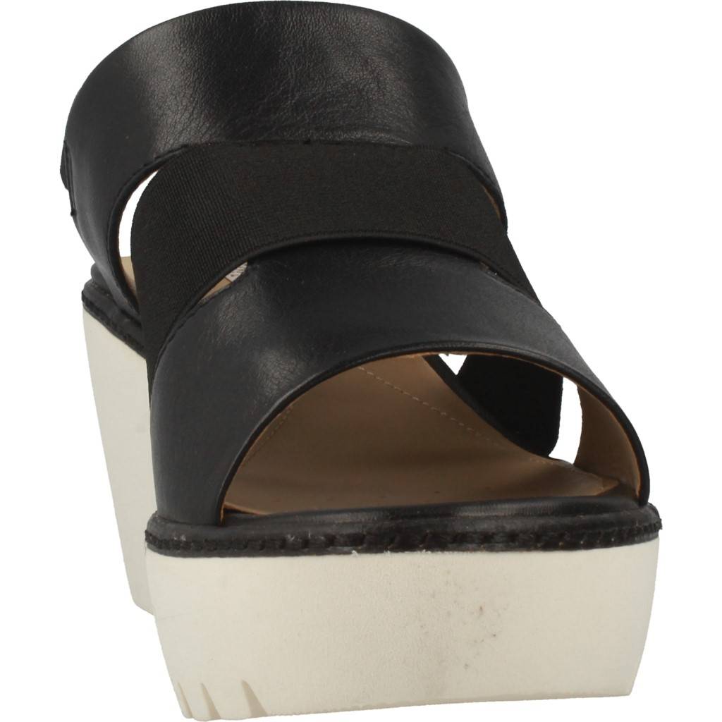 GEOX D DOMEZIA en color NEGRO (6)