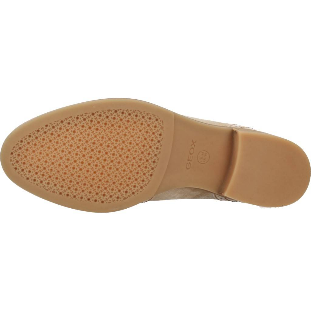 GEOX DONNA BROGUE en color MARRON CLARO (7)