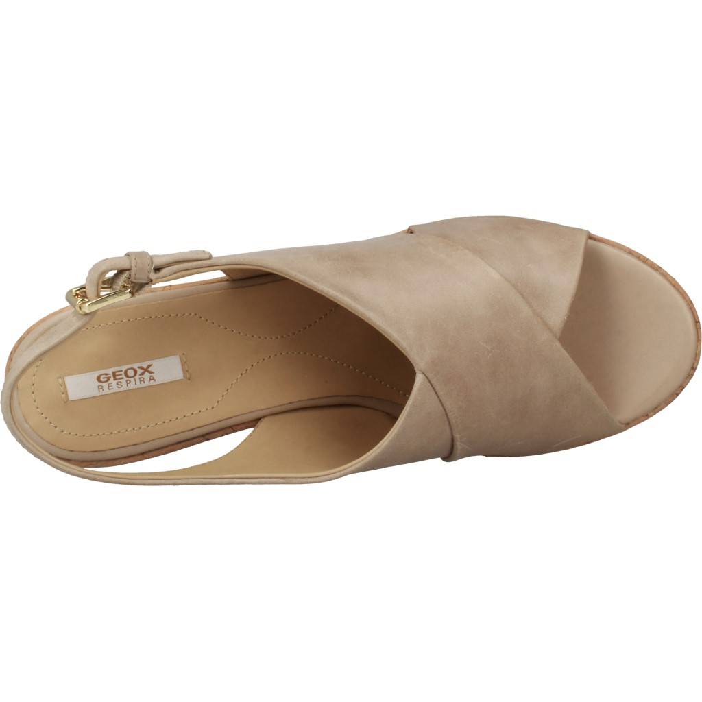 GEOX D ZAFERLY en color MARRON CLARO (8)