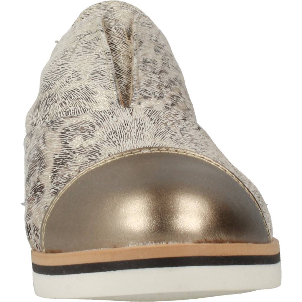 GEOX D JANALEE en color ORO (6)
