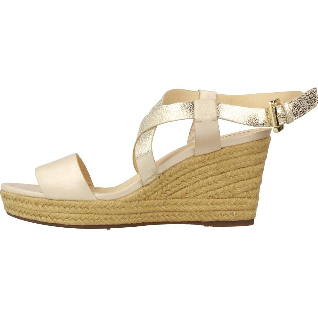 GEOX D SOLEIL en color ORO (2)