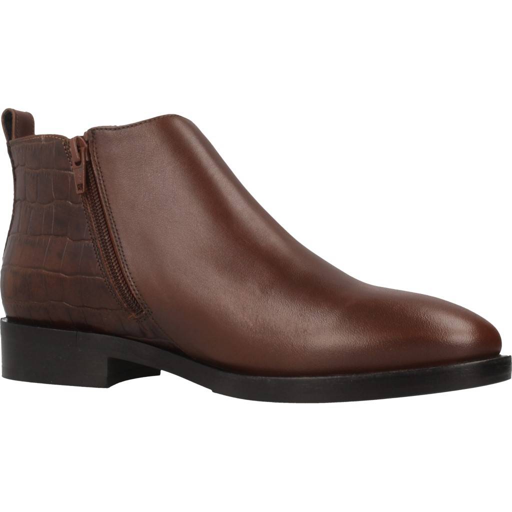 GEOX DONNA BROGUE F en color MARRON (5)