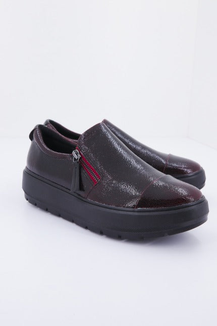 GEOX D KAULA en color BURDEOS (2)