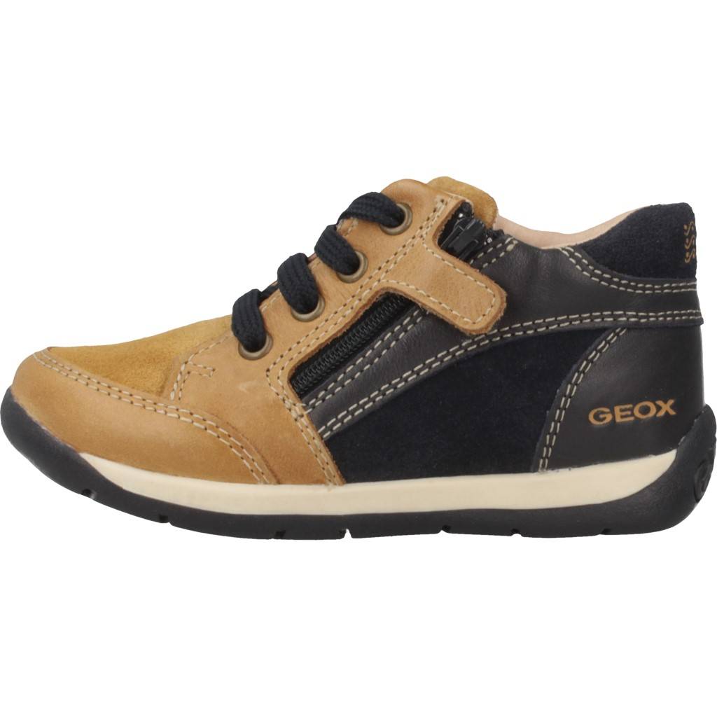 GEOX B EACH BOY en color MARRON CLARO (2)