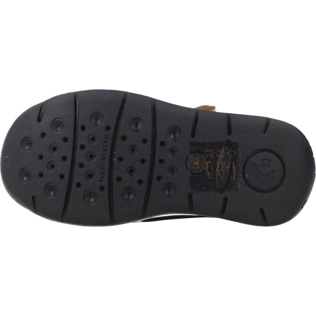 GEOX B EACH BOY en color MARRON CLARO (7)