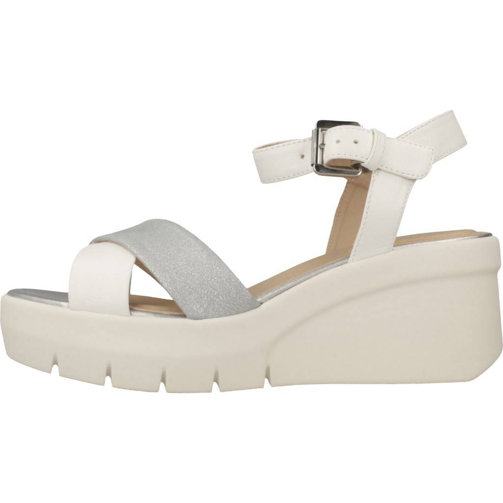 GEOX D TORRENCE en color BLANCO (2)