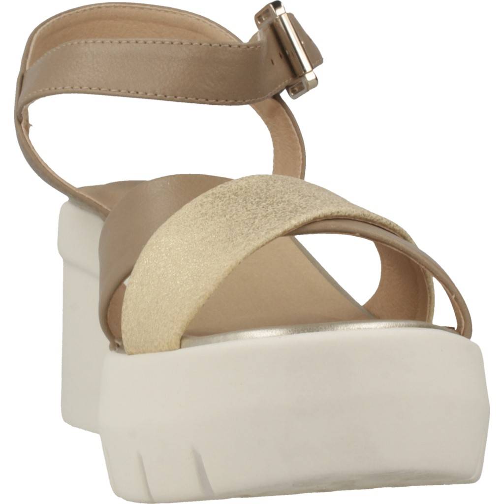 GEOX D TORRENCE en color MARRON (6)