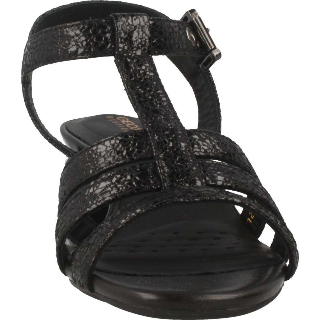 GEOX D SEYLA S. MID PLUS en color NEGRO (6)