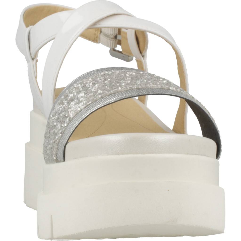 GEOX D RADWA D en color PLATA (6)