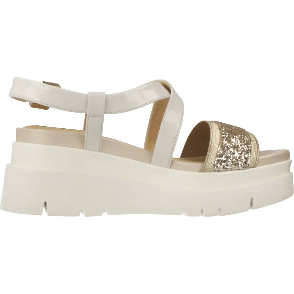 GEOX D RADWA D en color ORO (4)