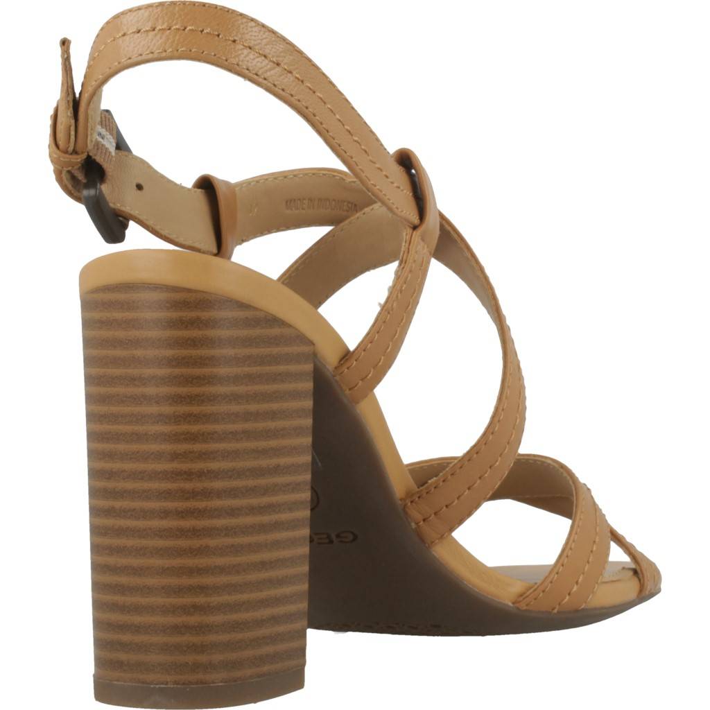 GEOX D AUDALIES HIGH SAND en color MARRON (3)
