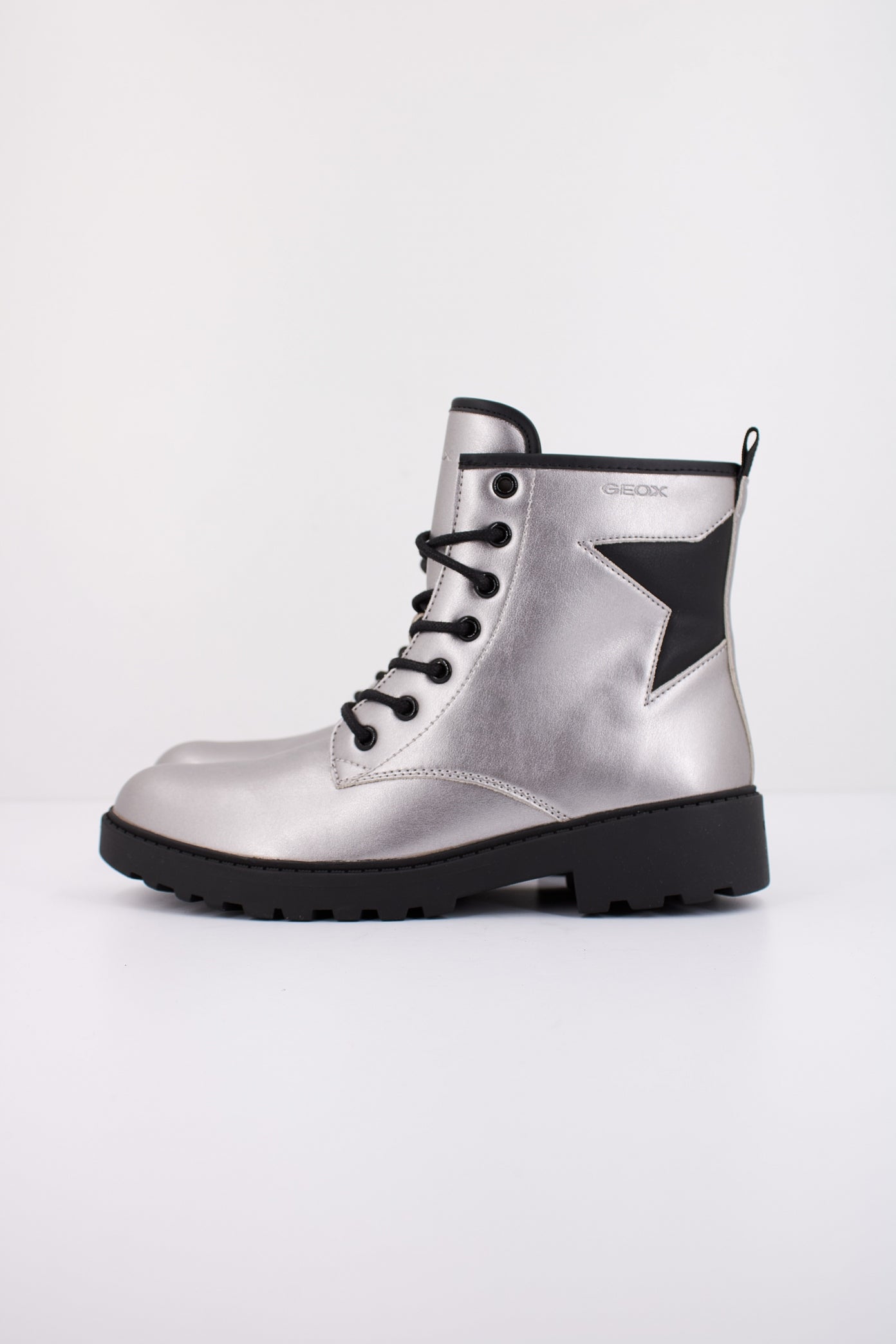 GEOX J CASEY GIRL en color PLATA (1)