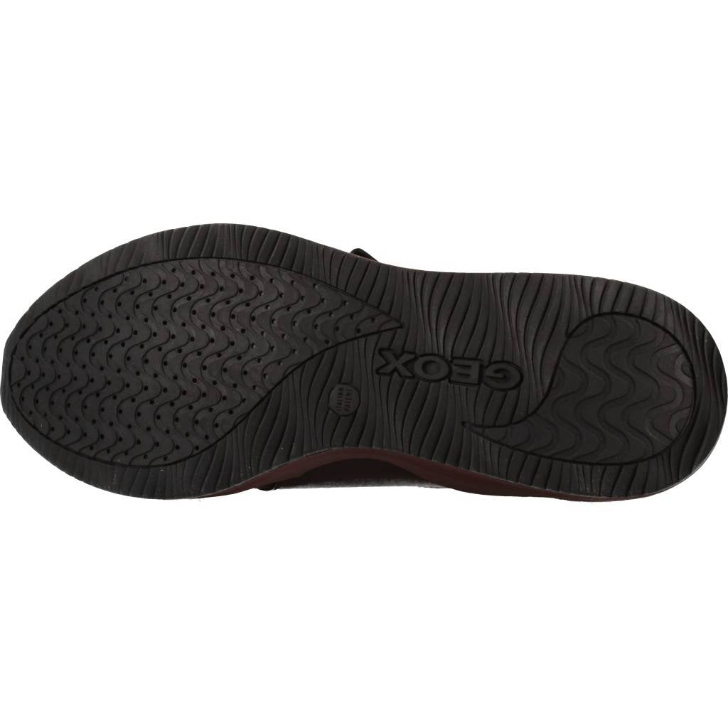 GEOX D OMAYA en color BURDEOS (6)