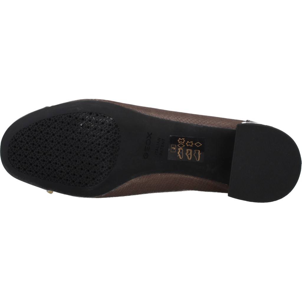 GEOX D CHLOO MID en color MARRON (6)