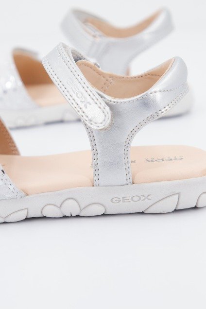 GEOX J SANDAL HAITI GIRL en color PLATA (4)
