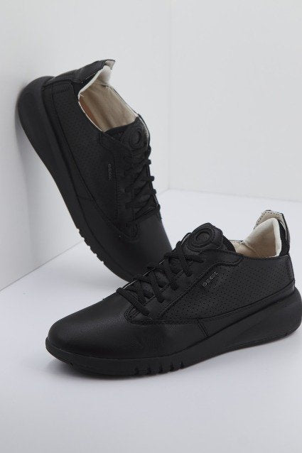 GEOX D AERANTIS A en color NEGRO (1)