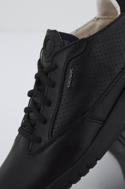 GEOX D AERANTIS A en color NEGRO (4)