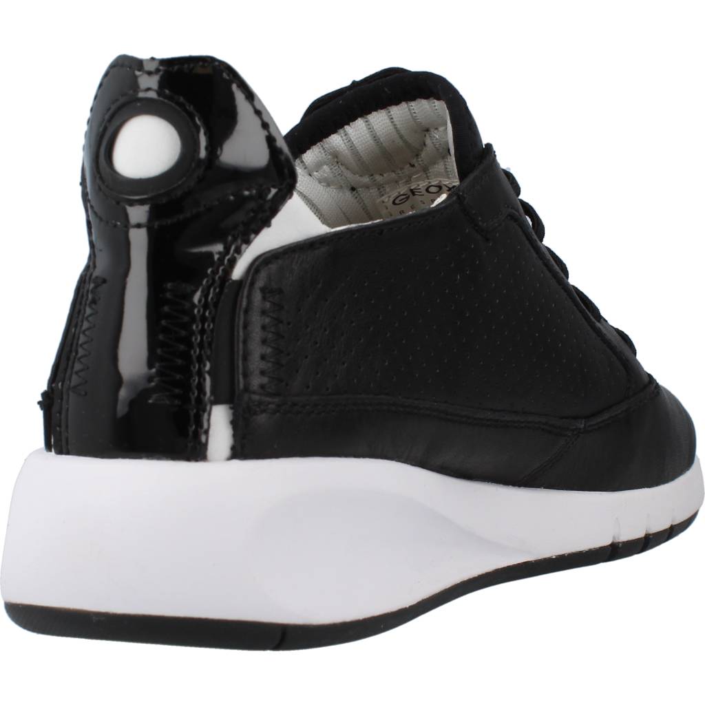 GEOX D AERANTIS A en color NEGRO (3)