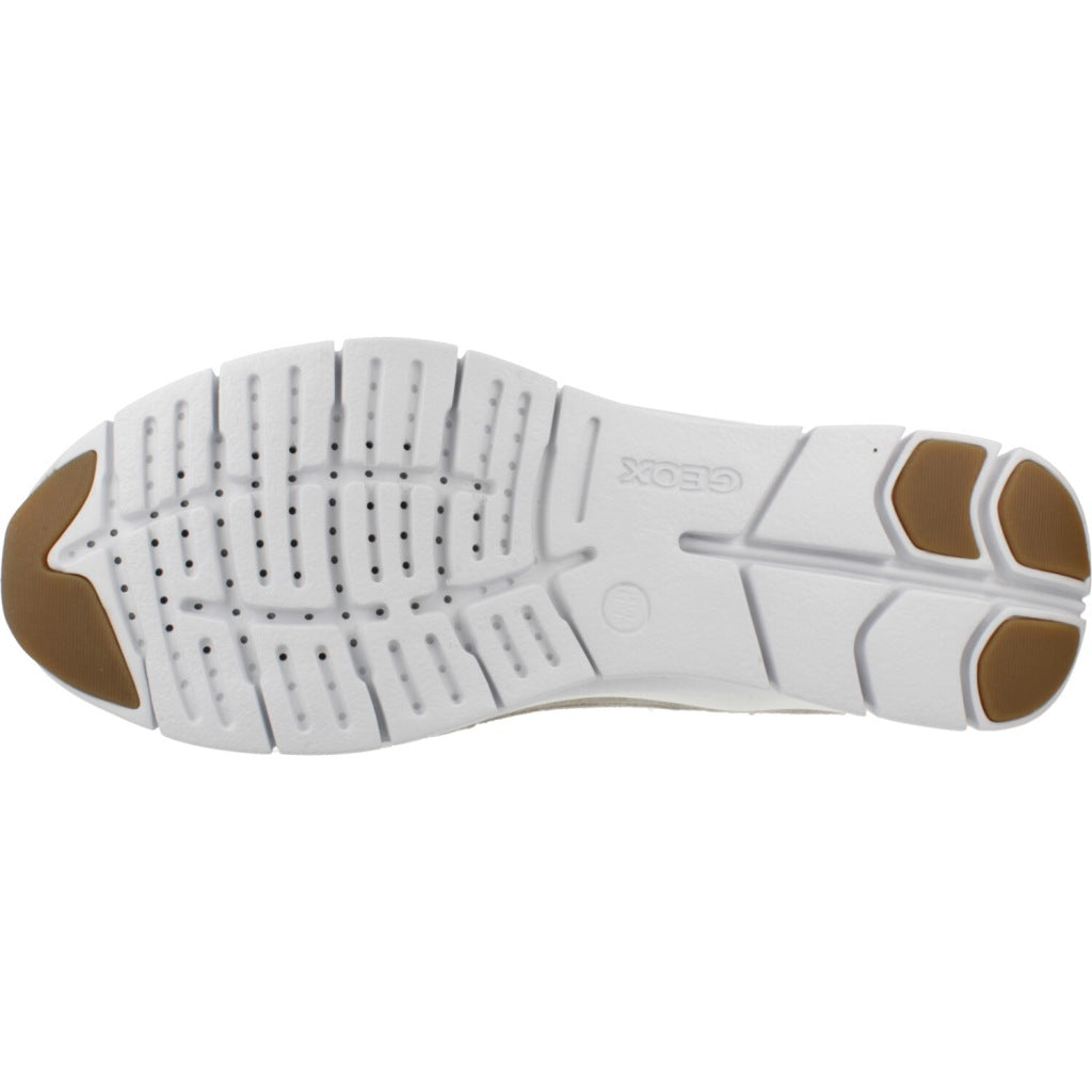 GEOX D SUKIE en color MARRON CLARO (6)