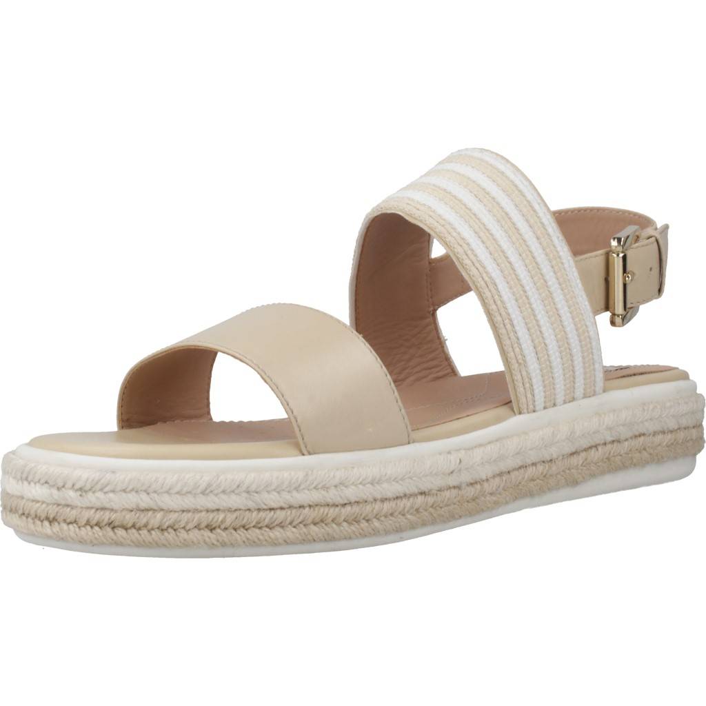 GEOX D SANDAL LEELU' E en color MARRON CLARO (1)