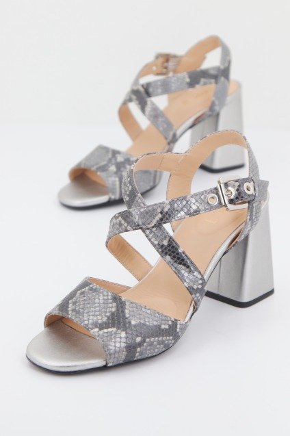 GEOX en color ANIMAL PRINT (1)