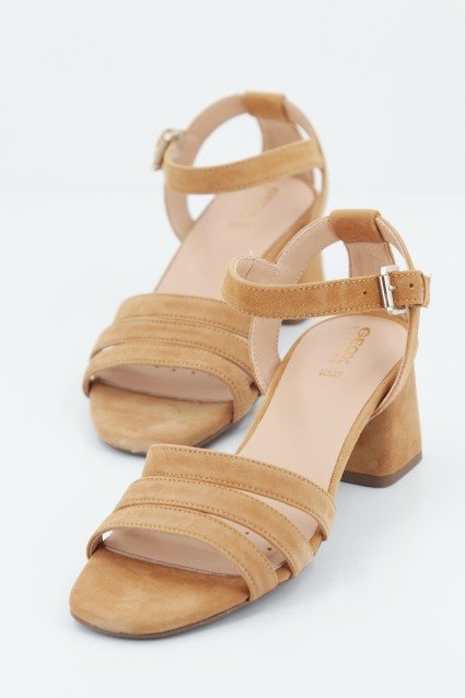 GEOX en color MARRON CLARO (1)