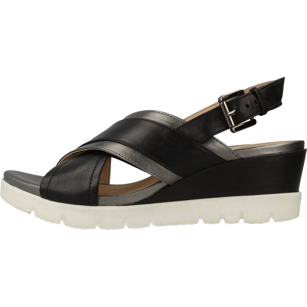 GEOX D MARYKARMEN P. B en color NEGRO (3)