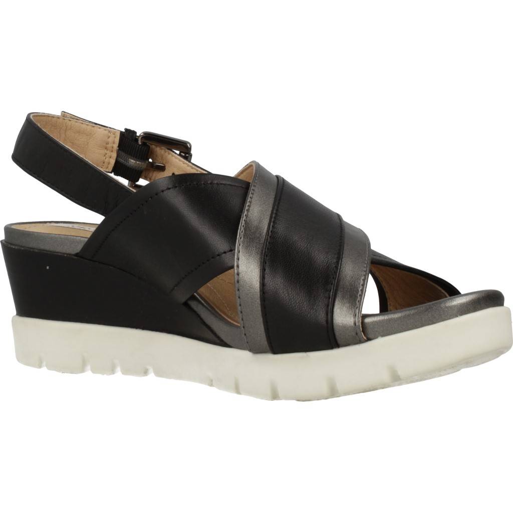 GEOX D MARYKARMEN P. B en color NEGRO (6)