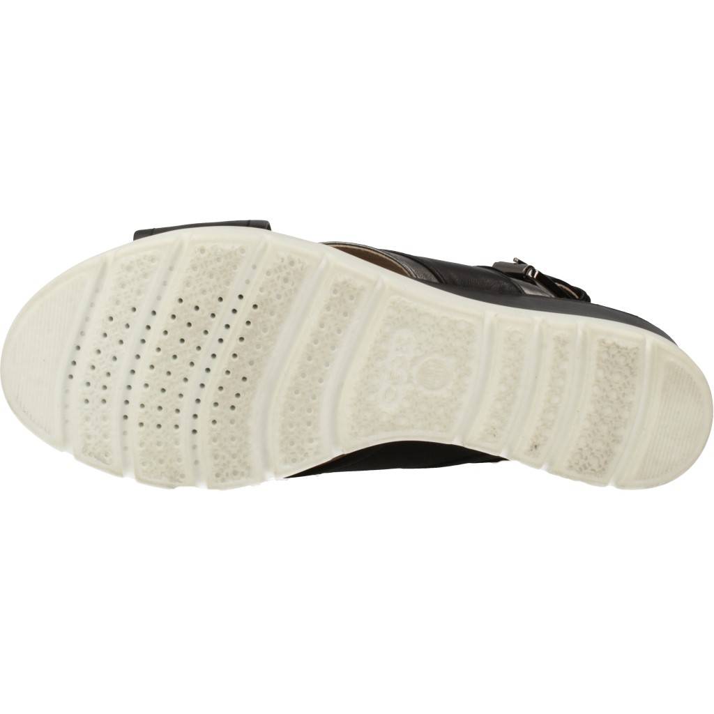 GEOX D MARYKARMEN P. B en color NEGRO (7)