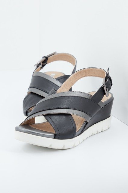 GEOX D MARYKARMEN P. B en color NEGRO (1)