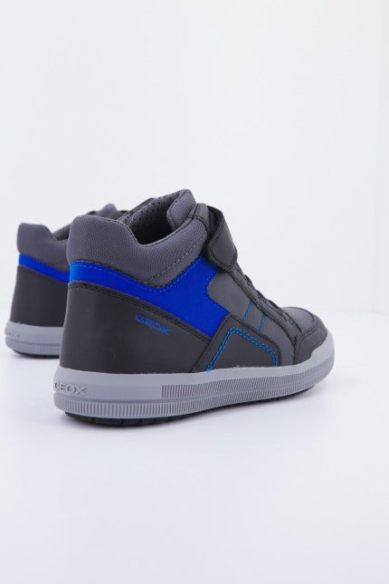 GEOX J ARZACH BOY en color GRIS (3)