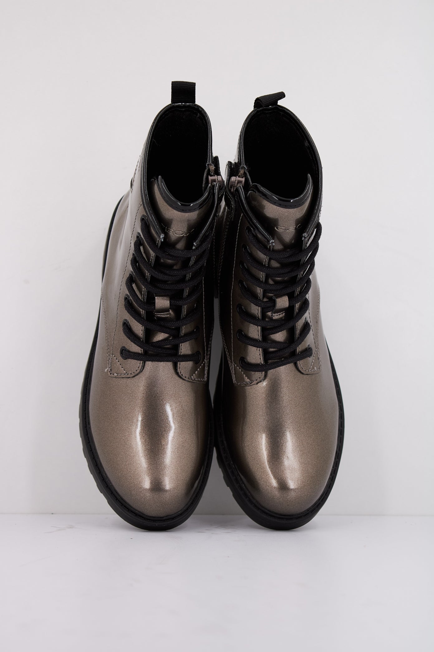 GEOX J CASEY GIRL en color BRONCE (3)
