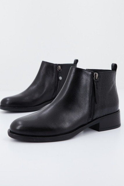 GEOX D RESIA C en color NEGRO (1)