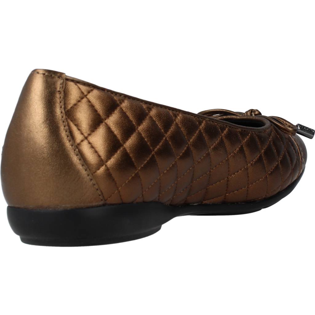 GEOX D ANNYTAH D en color BRONCE (3)